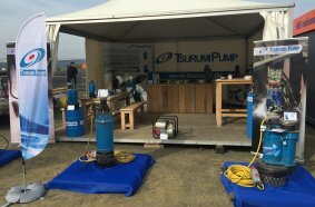 Stand von Tsurumi auf einer früheren Steinexpo: Die Pumpen des Herstellers sind für schwierige Einsatzumgebungen konzipiert