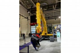  Rototilt arbeitet als erstes Unternehmen mit Komatsu an einer integrierten Plug & Play-Lösung