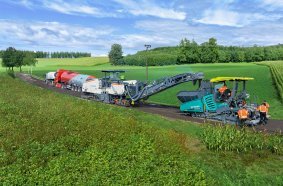   Der W 240 CRi ist das Herzstück des Kaltrecyclingzuges und gehört zu den leistungsstärksten Kaltrecyclern weltweit.