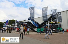 Neben klassischen Straßenbaumaschinen werden auf dem Wirtgen Group Messestand auch 2026 wieder Lösungen für die Materialaufbereitung gezeigt.