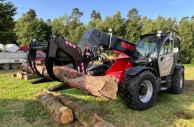 Manitou Holzgreifer