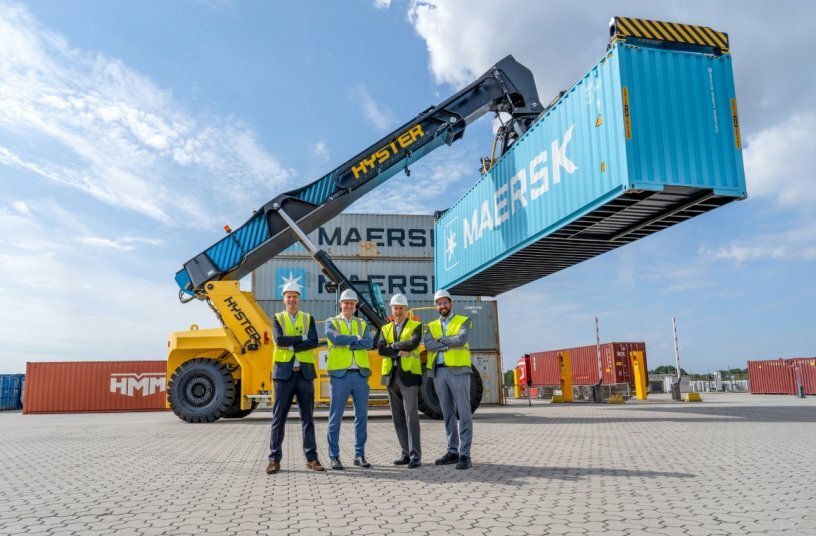 Hyster liefert batteriebetriebenen Elektro-ReachStacker an die Inland Terminals Group in den Niederlanden