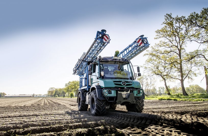 Unimog mit Dammann-Spritze, Agritechnica 2022 <br> Bildquelle: Daimler Truck AG