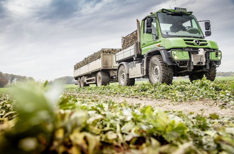 Unimog im Transporteinsatz in der Landwirtschaft, Logistik <br> Bildquelle: Daimler Truck AG
