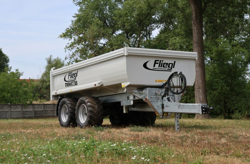 Maximale Stabilität im extremen Einsatz: Fliegl optimiert Schwergut-Muldenkipper TMK 200 S Jumbo