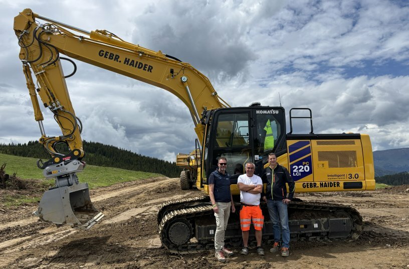 Kuhn Baumaschinen rüstet Gebrüder Haider mit moderner Komatsu-Flotte aus