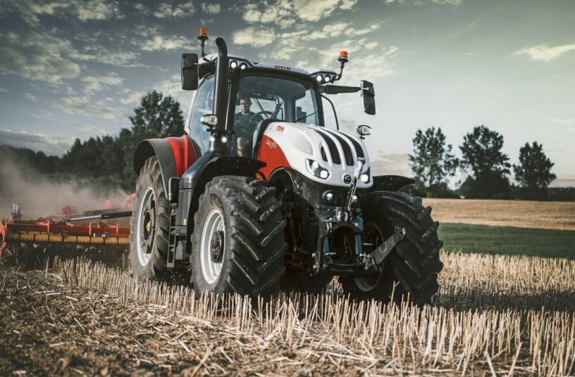 STEYR® TERRUS CVT-Traktoren erhalten mehr Funktionen