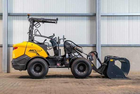 MCL Lader jetzt mit klappbarem verdeck: Die neuen hoflader von Mecalac