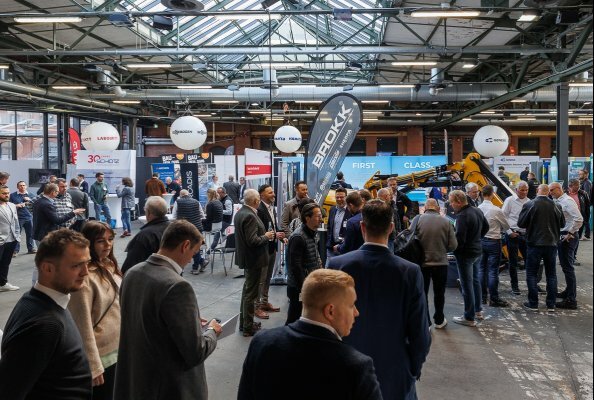 114 Aussteller präsentierten bei der FACHTAGUNG ABBRUCH 2025 auf einer Netto-Ausstellungsfläche von rund 1.040 qm ihre innovativen Produkte und Dienstleistungen.