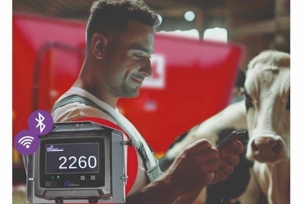 Gewichtsanzeige auf der Dairy Feeder Box am Futtermischwagen, digitaler Futterzettel auf dem Smartphone: Die neue App Ration des V-CONNECT Dairy Feeder von BvL erleichtert als Einstiegsvariante ins Fütterungsmanagement den Alltag im Stall.