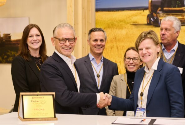 Continental und GRANIT PARTS, einem Unternehmensbereich der FRICKE Gruppe, unterzeichnen strategische Kooperation für den Ersatzteilmarkt auf der Agritechnica 2025.