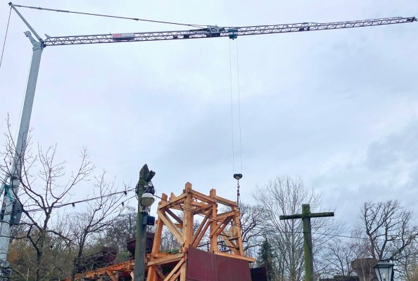 Auf zur Yukon Bay: Kompakter Schnellbaukran im Erlebnis-Zoo Hannover