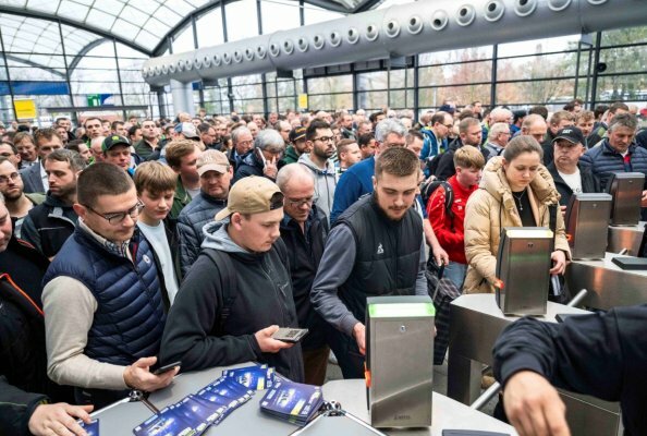 Auf die Trecker, fertig, los: Agritechnica 2025 startete mit Thementag Innovation and Press Day