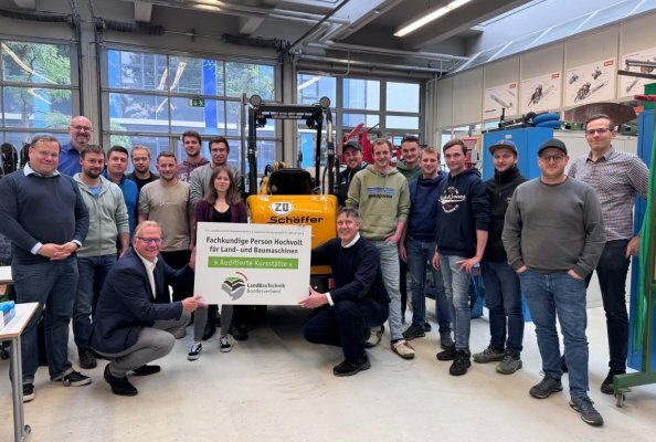 Die Meisterschule am Ostbahnhof in München ist die 31. Hochvolt-Schulungsstätte für die LandBauTechnik in Deutschland.