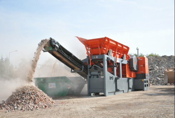 BMD Recycler setzt auf mobile Brech- und Siebanlagen für jede Baustelle