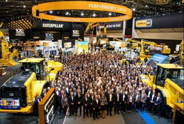 Knapp 750 Mitarbeiterinnen und Mitarbeiter sorgten dafür, den bauma-Besuch für Kunden von Zeppelin und Caterpillar zu einem einzigartigen Erlebnis zu machen.
