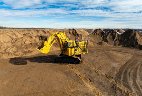 Komatsu Germany Mining Division gibt die weltweite Markteinführung des Hydraulikbaggers PC9000 bekannt