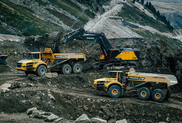 Handschlagqualität in Aktion: Wie Volvo CE und Ascendum das Großprojekt Kühtai 2 stemmen