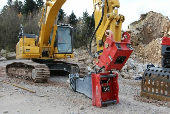 Hält auch bei den starken Kräften eines Hydraulikhammers: Der SQ70 von Lehnhoff.