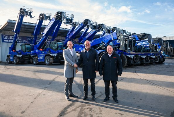 Größter Manitou-Auftrag 2025: BEYER-Mietservice investiert in 58 Teleskopstapler