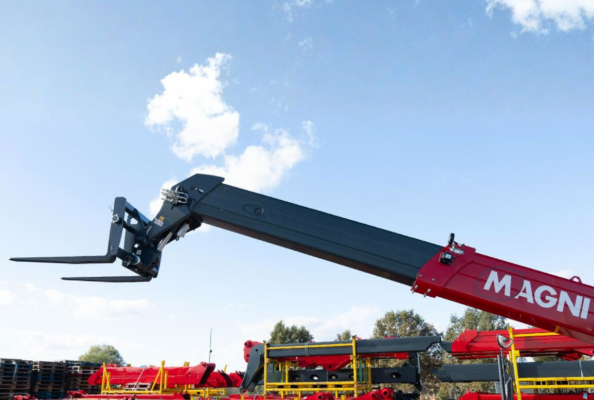 Magni Gabelträger: Maximale Kontrolle und Vielseitigkeit für anspruchsvolle Teleskopstapler-Einsätze