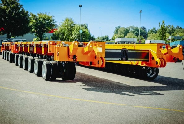 PST/SL-E split in Aktion: Flexible Anpassung der Breite zwischen 3.000 und 5.100 mm in weniger als 5 Minuten.