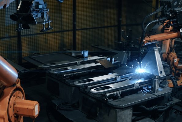 Netto-Null-Ziel: Toyota Material Handling Europe bringt CO₂-reduzierten Stahl in Serie