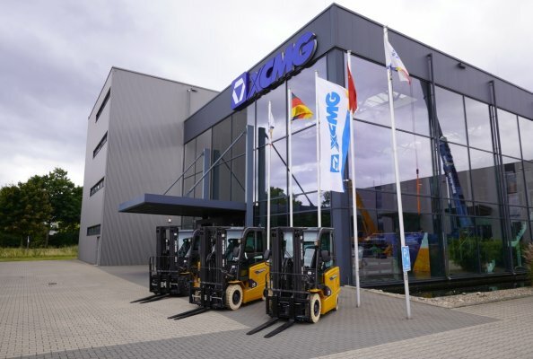 Im Erprobungs-/Homologations-Center werden neue Maschinen für Europa angepasst.