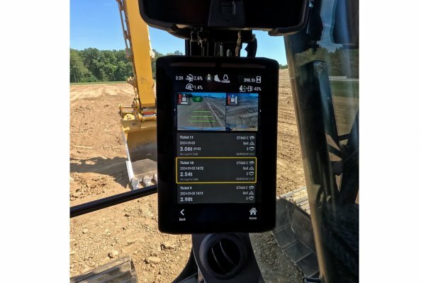 Das Touchpad wurde darauf ausgerichtet, Arbeitswerkzeuge für den Fahrer einfach zu erkennen und auszuwählen