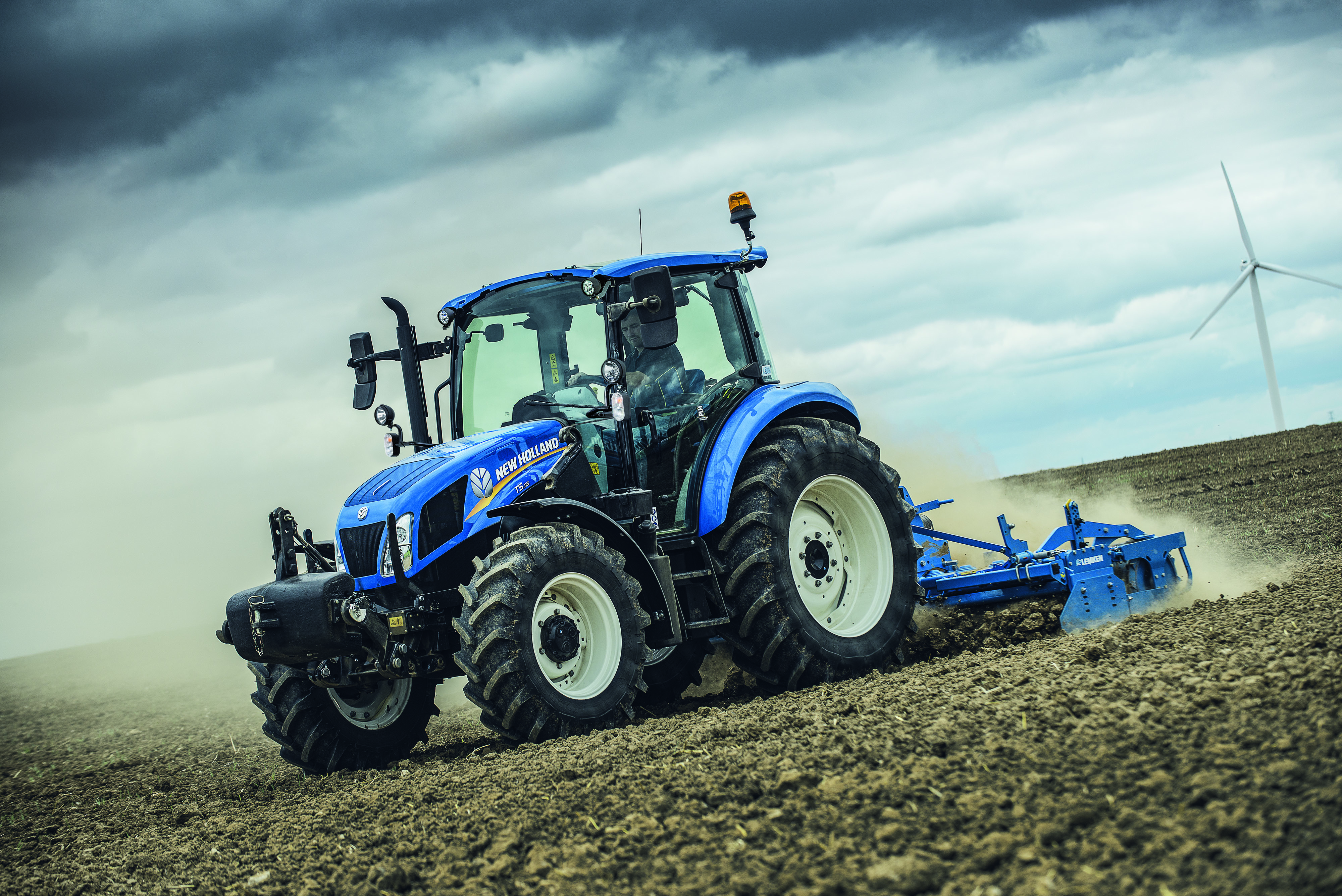 New Holland launches new T5 tractor range | LECTURA Press